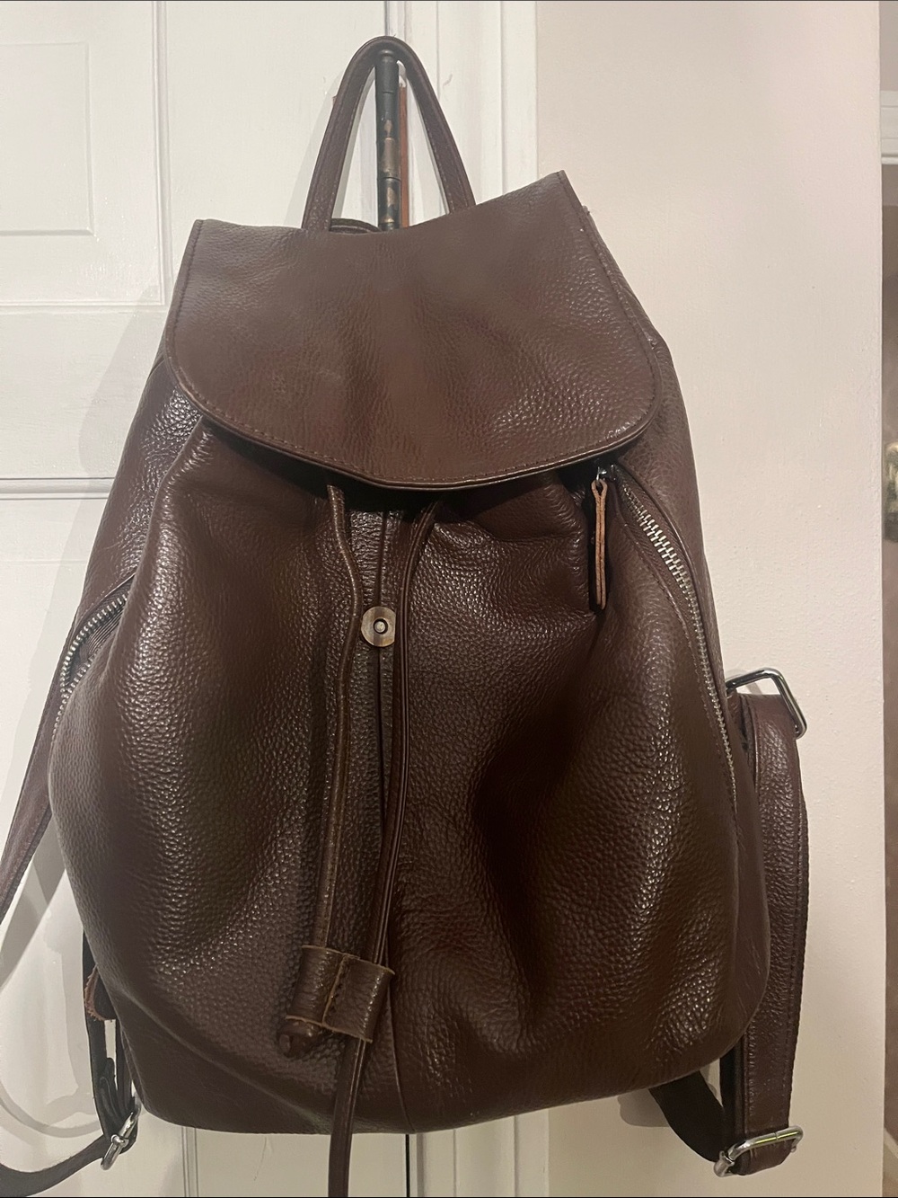 Boyatu leather back pack